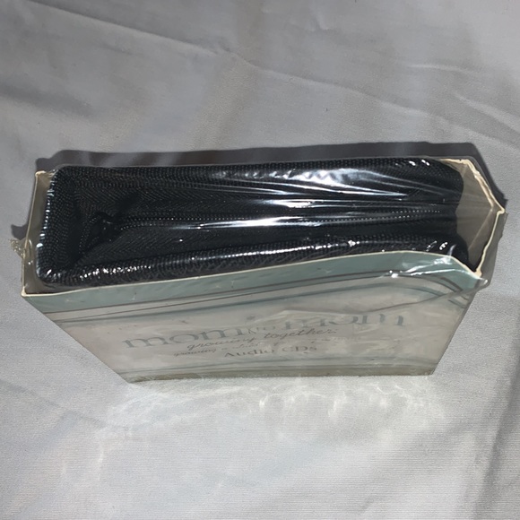 *3 for $25* NWT 8Audio CD’s MOM to MOM growing together with protective case! - Picture 3 of 3